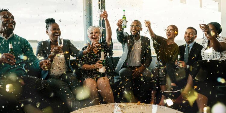 Personalidade expansiva que intensifica a energia e o clima de celebração - Créditos: depositphotos.com / JonoErasmus