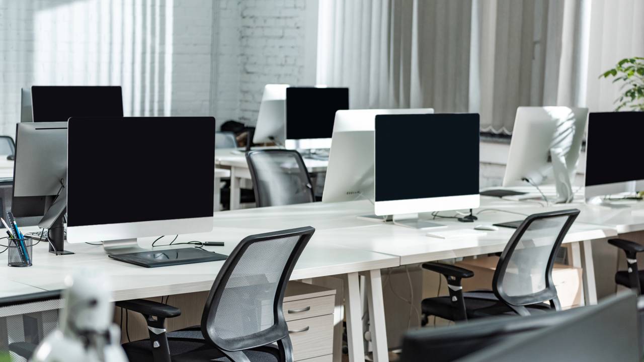 Como se prevenir do melasma causado pelas telas de escritório