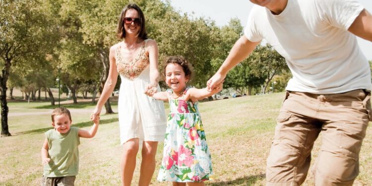 Ambiente urbano seguro e bem estruturado atraindo novos moradores - Créditos: depositphotos.com / get4net