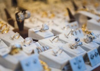 Como preservar joias de um jeito simples e funcional