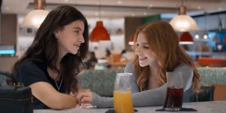 quando Lorena e Juquinha se beijam