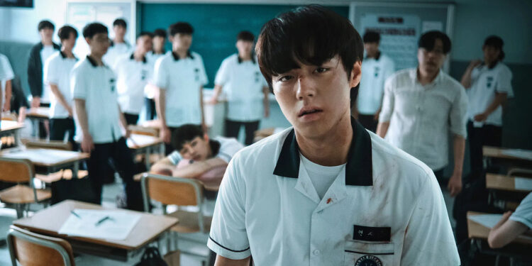 Violência escolar retratada de forma crua, realista e sem glamourização - Créditos: Netflix