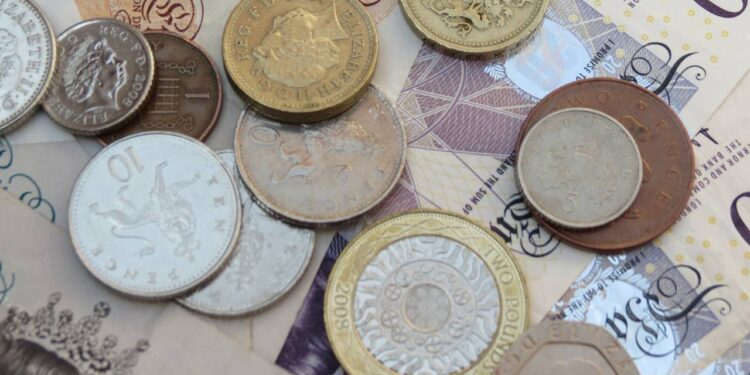 Colecionismo financeiro unindo história, raridade e oportunidade de lucro. - Créditos: depositphotos.com / route66