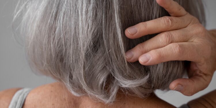 o que é envelhecimento capilar