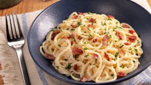 receita de macarrão com molho parmesão