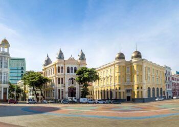 Pontes históricas que criam registros visuais únicos e memoráveis - Créditos: depositphotos.com / diegograndi