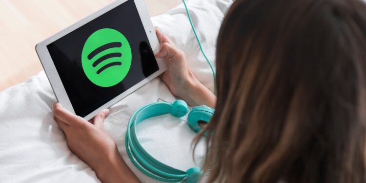 Spotify libera retrospectiva de 2025; saiba como fazer - Crédito: FreePik
