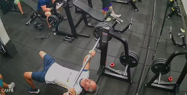 O que é pegada suicida no supino? Acidente mata homem em Olinda (PE). Foto: Reprodução