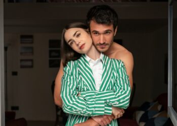 Quando sai a temporada 5 de Emily em Paris?