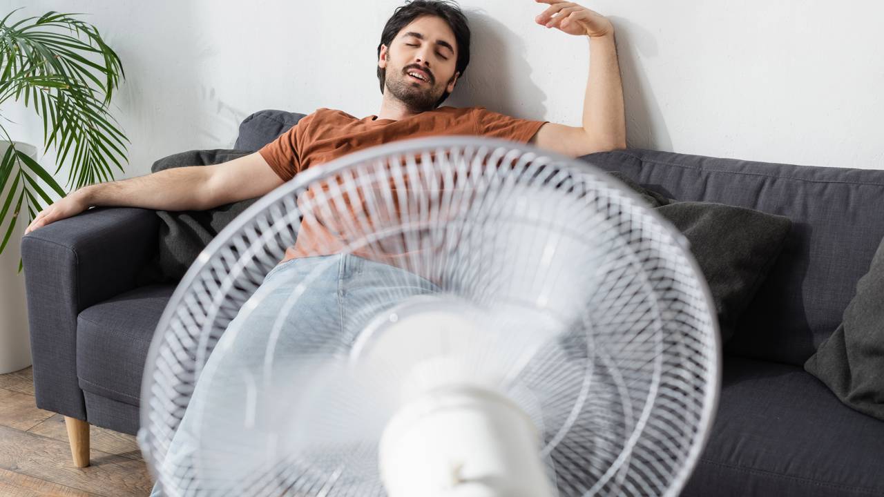 Como limpar ventilador sem espalhar poeira