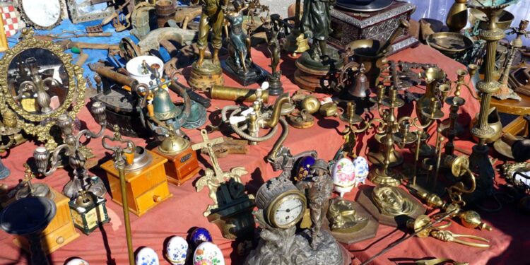 Peças antigas que são procuradas por antiquários
