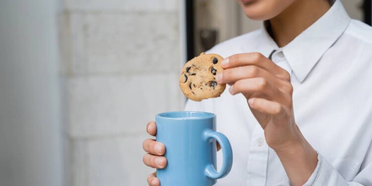 Siga estas dicas para não beliscar entre as refeições e manter o foco na dieta em 2026