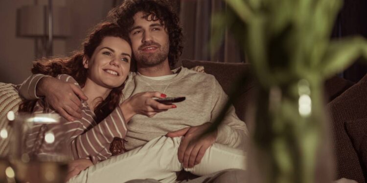Drama romântico no Top one que vai além da história de amor - Créditos: depositphotos.com / IgorVetushko