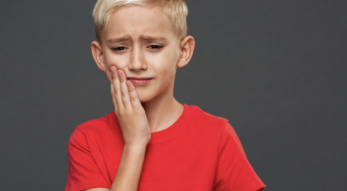 Entenda quais cuidados tomar logo após a fratura. Foto: FreePik