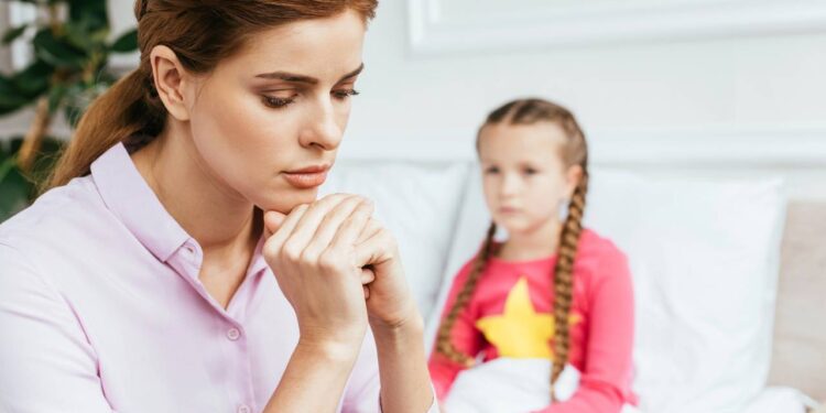 Aprenda a romper com padrões de cobrança e supere sem traumas o sentimento de culpa materna