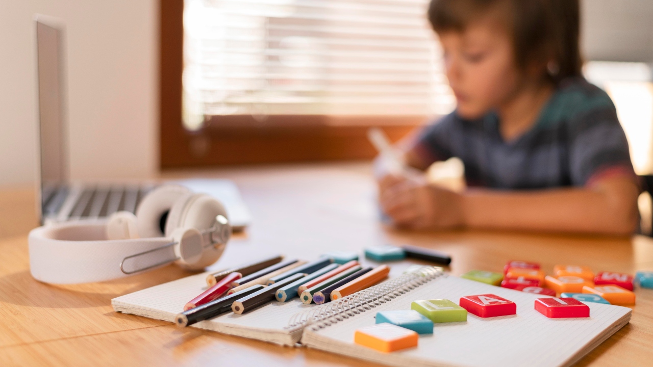 Material escolar organizado