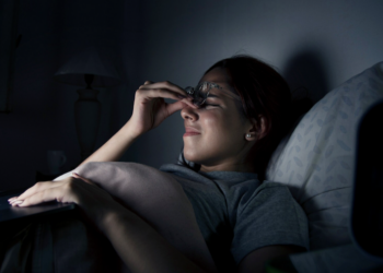 Noites ruins afetam emoções e decisões. Foto: FreePik