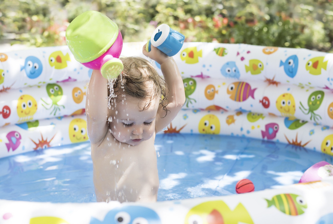 Conheça dos riscos do uso de piscinas infláveis. Foto: FreePik