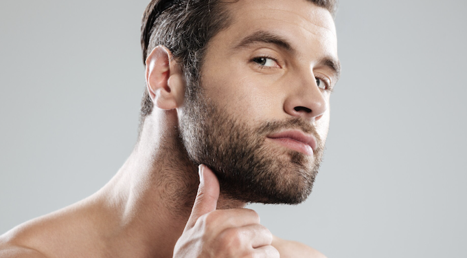 Quais são os procedimentos estéticos que os homens mais fazem? Foto: FreePik