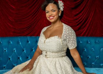 Resumo Êta Mundo Melhor!