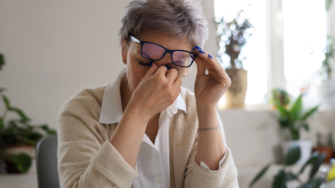 Cuide de seu olho - veja as doenças comuns no verão. Foto: FreePik