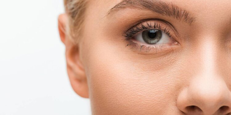 Técnicas para descobrir o estilo ideal de sobrancelha para você