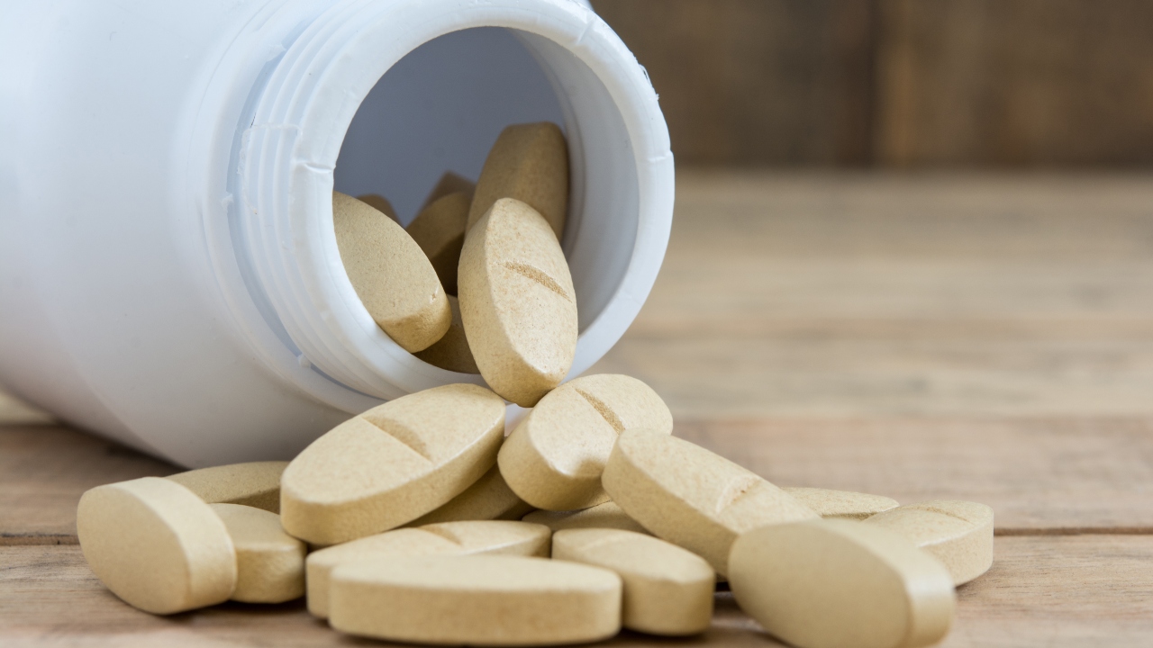 vidro no molho de tomate