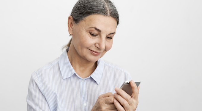 Cuidado com os "golpes do amor". Foto: FreePik