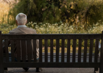 Cada vez mais idosos se declaram autistas. Foto: FreePik
