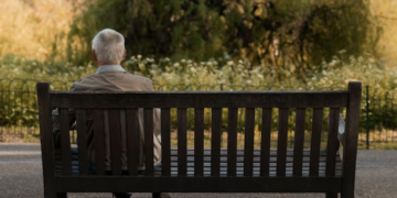 Cada vez mais idosos se declaram autistas. Foto: FreePik