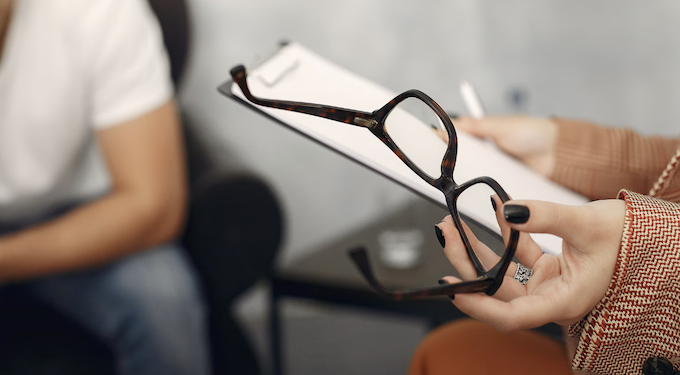 Aumenta a procura por tratamentos para a saúde mental. Foto: FreePik