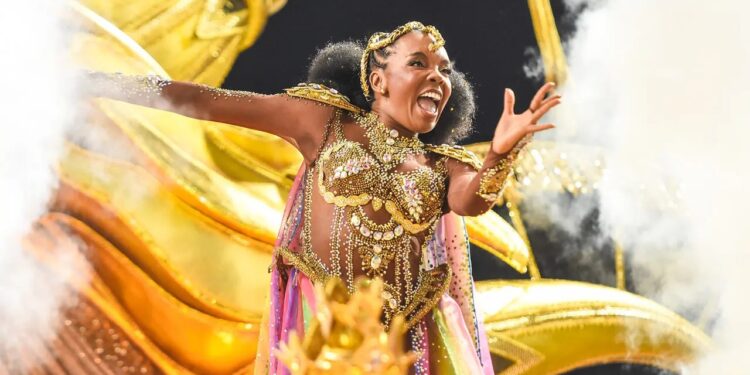 que horas começa o desfile das campeãs de são paulo