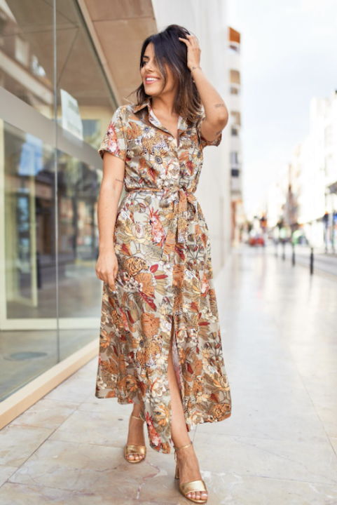 Vestido Longo - veja como usar. Foto: FreePik