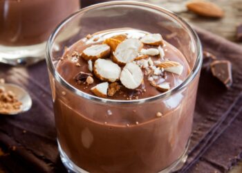 mousse-de-chocolate-vegano-cremoso-e-proteico