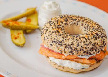 bagel-crocante-com-salmão