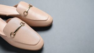 sapatos-vintage-com-bico-redondo