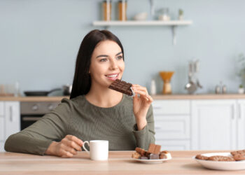 Chocolate e amamentação: Mitos e verdades para curtir a Páscoa sem medo
