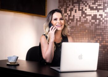 “Empreender exige coragem, consistência e muita disciplina", diz Paula Baldini, presidente da Action 360. Foto: Divulgação.