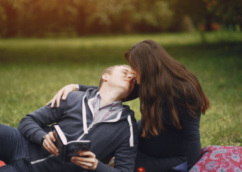 Implante subdérmico marca nova fase da contracepção para adolescentes. Foto: FreePik