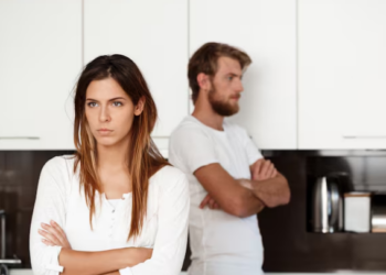 Confira dicas para alinhar a linguagem entre o casal. Foto: FreePik