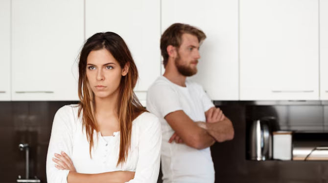 Confira dicas para alinhar a linguagem entre o casal. Foto: FreePik