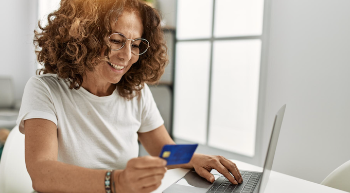 Dicas para sua compra ficar ainda mais segura. Foto: FreePik