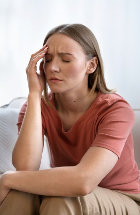 Por que a enxaqueca afeta mais mulheres do que homens? Foto: FreePik