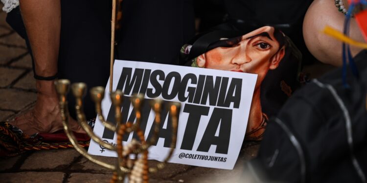 feminicídio no Brasil