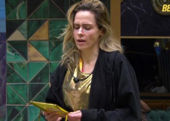 Ana Paula Renault cirurgia