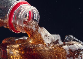 Refrigerante zero faz mal? Entenda como ele se compara aos sucos naturais - Crédito: FreePik