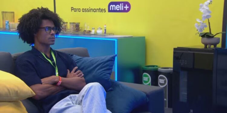 quando breno volta do quarto secreto