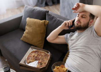 As mudanças silenciosas que o sedentarismo causa no seu corpo! Foto: FreePik
