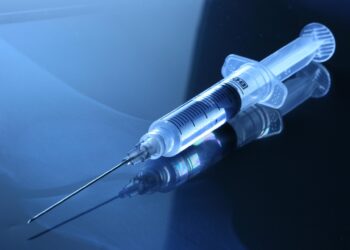 Você se "encanta" com antes e depois postados por médicos em redes sociais? Cuidado. Foto: Pixabay.