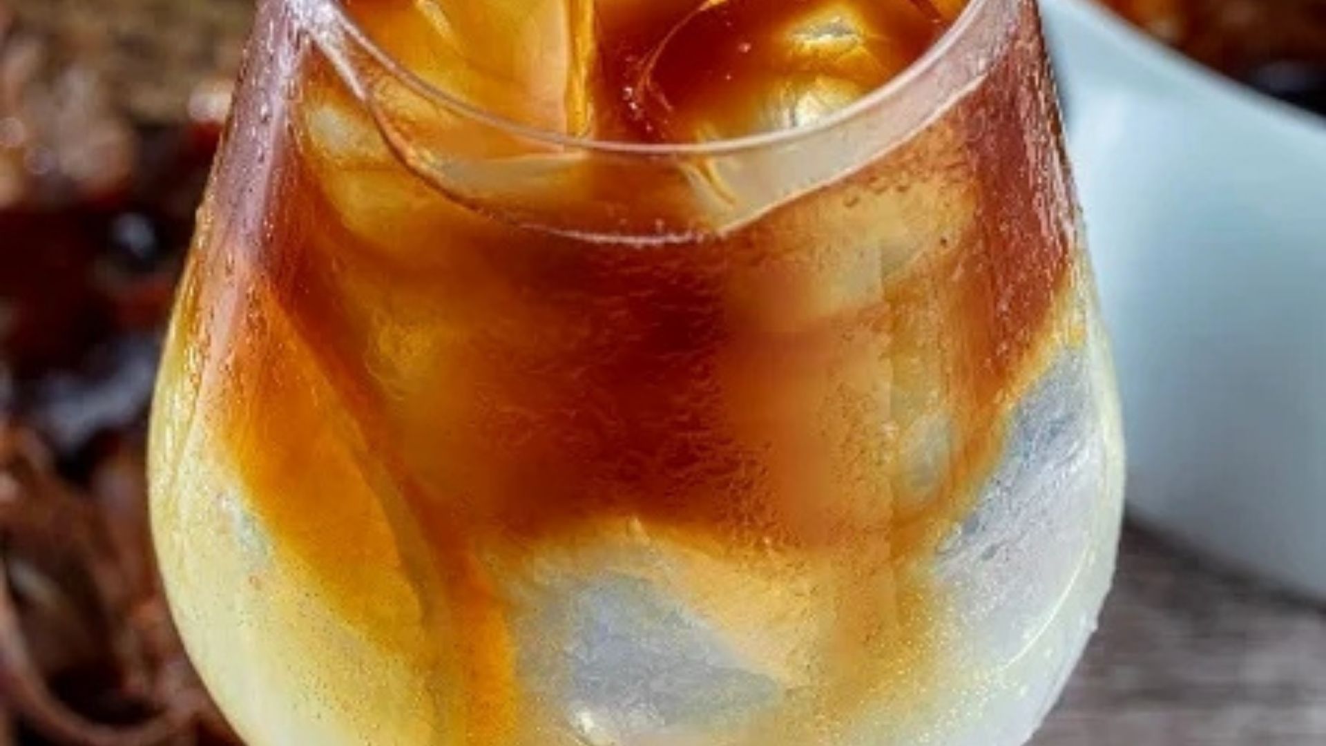 Café e tônica combinam? Esta receita de sake prova que sim